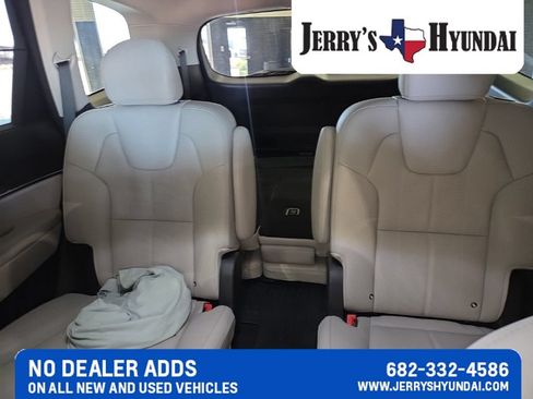 Used 2020 Kia Telluride EX w/ EX Premium Package FWD image 18
