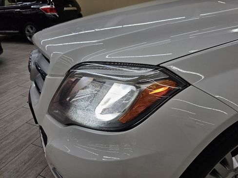 Used 2014 Mercedes-Benz GLK 350 4MATIC image 11