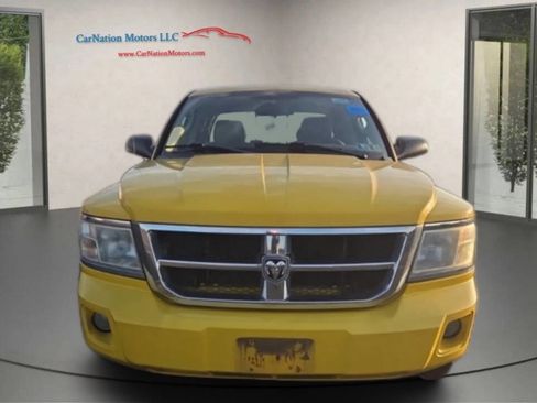 Used 2008 Dodge Dakota SLT image 2