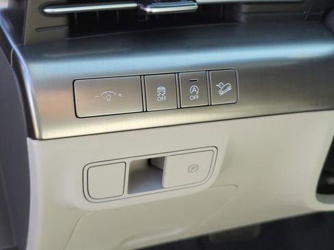 New 2026 Hyundai Kona SE image 14