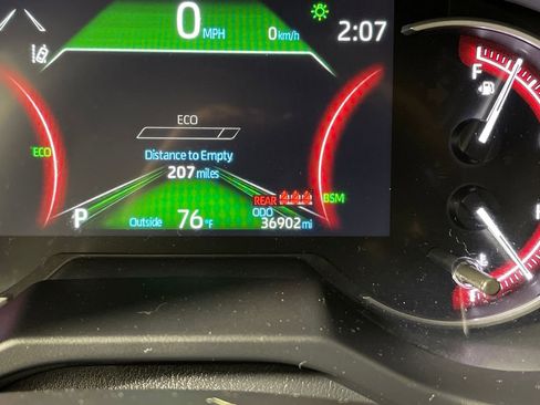 Certified 2025 Toyota RAV4 XLE w/ Convenience Package image 19