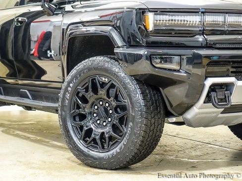 New 2026 GMC Hummer EV SUV image 3