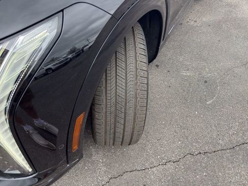 Used 2025 Cadillac Optiq Sport 2 image 25