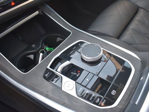 Used 2024 BMW X5 xDrive40i AWD/4WD image 28