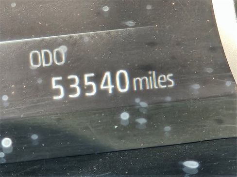 Used 2023 Toyota Highlander LE image 23