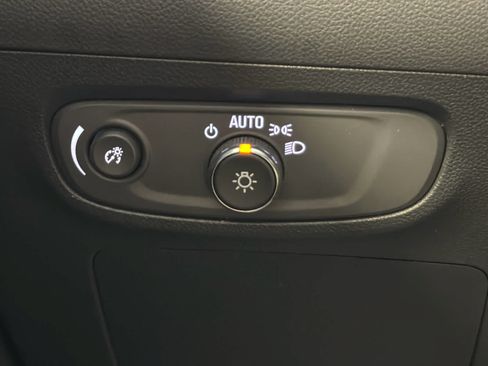 Used 2024 Buick Encore GX Preferred FWD image 36
