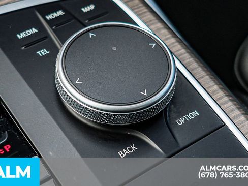 Used 2025 BMW 330i Sedan image 43