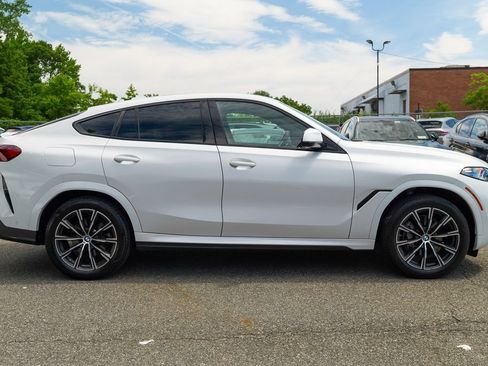 Used 2024 BMW X6 xDrive40i w/ Premium Package AWD/4WD image 8