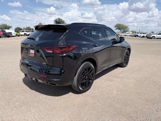 Used 2025 Chevrolet Blazer RS w/ Driver Confidence II Package AWD/4WD image 5