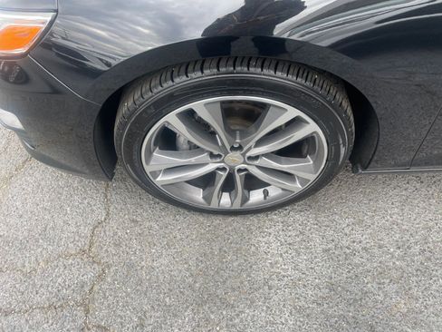 Used 2024 Chevrolet Malibu LT image 30