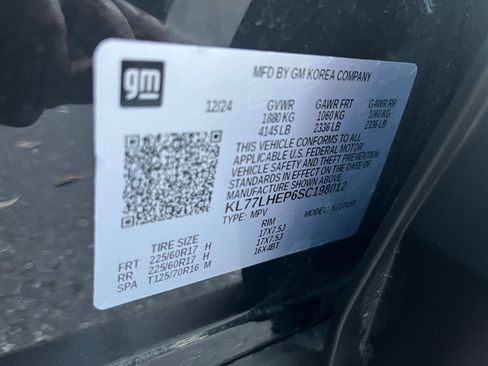 Used 2025 Chevrolet Trax LT image 27