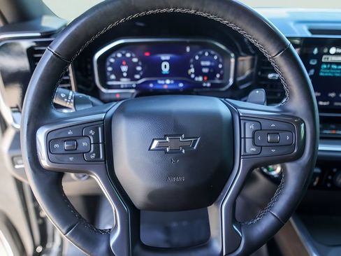Used 2024 Chevrolet Silverado 1500 High Country w/ Midnight Edition AWD/4WD image 15