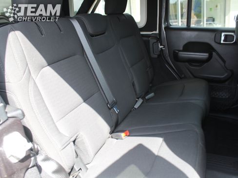 Used 2021 Jeep Wrangler Unlimited Sport AWD/4WD image 26