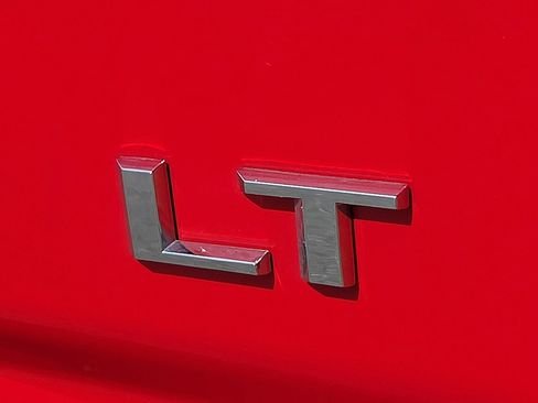 Used 2024 Chevrolet Silverado 1500 LT Trail Boss w/ LT Trail Boss Premium Package AWD/4WD image 9