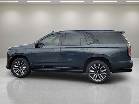 Used 2022 Cadillac Escalade Sport w/ Touring Package AWD/4WD image 3