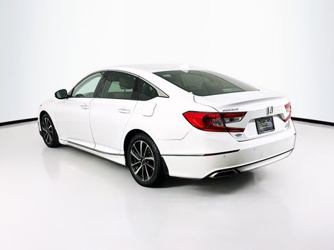 Used 2018 Honda Accord Touring image 5