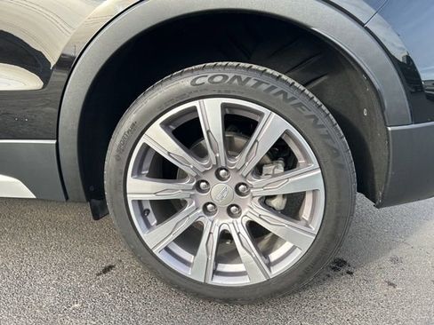 Used 2021 Cadillac XT4 Premium Luxury image 19