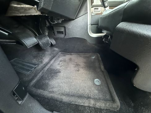 Used 2014 Ford F150 Lariat w/ Equipment Group 501A Mid image 17