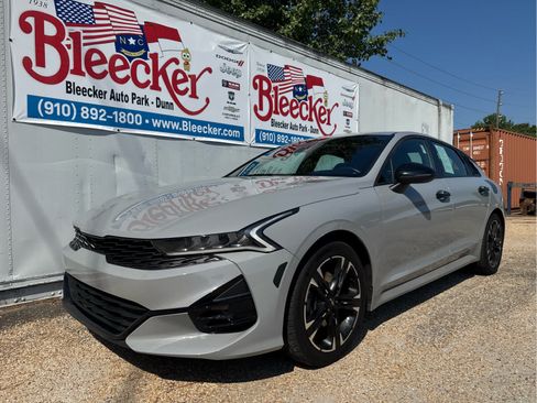 Used 2022 Kia K5 GT-Line AWD/4WD image 5