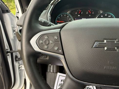 Used 2023 Chevrolet Traverse RS w/ LPO, Floor Liner Package FWD image 32