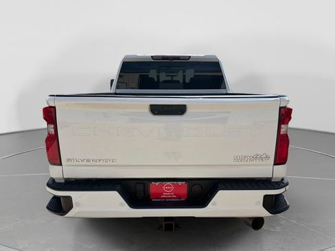Used 2022 Chevrolet Silverado 3500 High Country AWD/4WD image 5