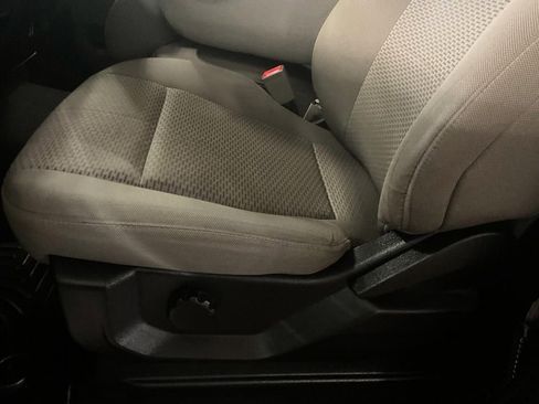 Used 2019 Ford F150 XLT w/ Trailer Tow Package image 15