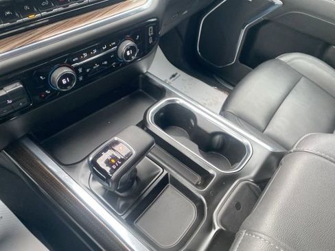 Used 2024 Chevrolet Silverado 1500 RST image 15