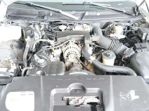 Used 1998 Lincoln Town Car Executive image 19