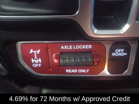 Used 2024 Jeep Gladiator Sport AWD/4WD image 29