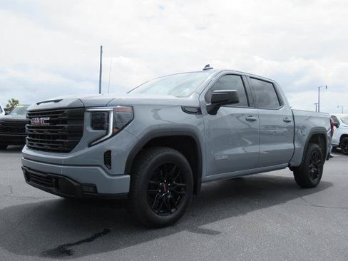 Used 2024 GMC Sierra 1500 Elevation AWD/4WD image 1