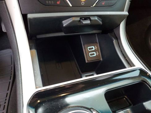 Used 2020 Ford Edge SEL w/ Convenience Package image 23