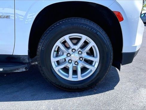 Certified 2023 Chevrolet Tahoe LT RWD image 9