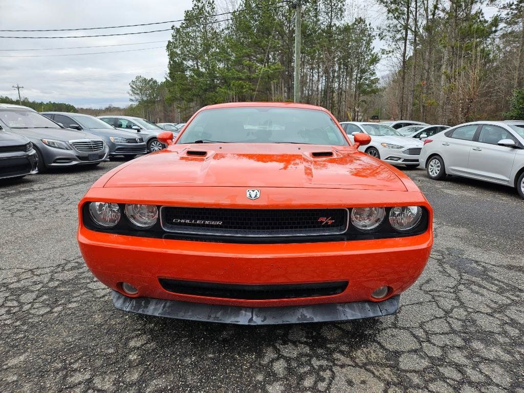 Used 2010 Dodge Challenger R/T RWD image 3