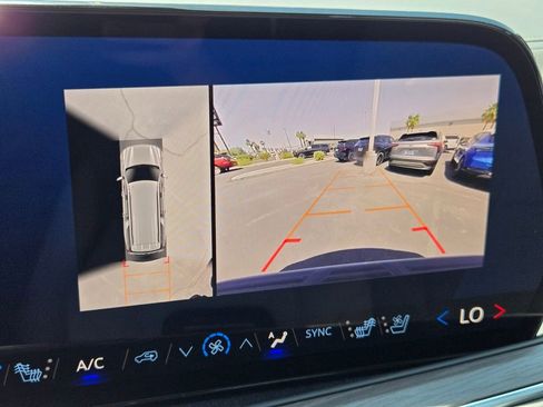 New 2025 Chevrolet Suburban Premier image 12