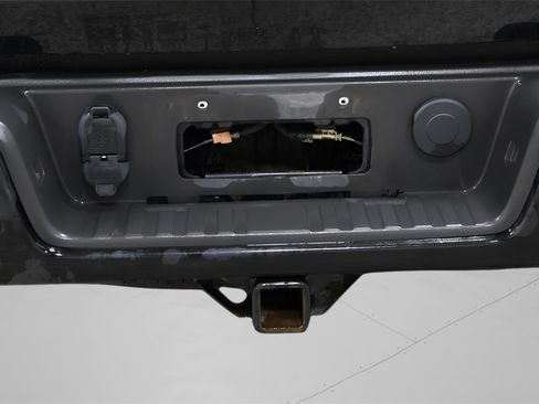 Used 2021 Chevrolet Colorado Z71 image 32