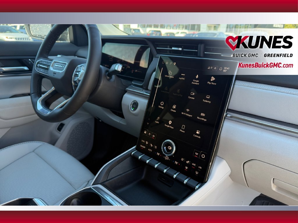 New 2027 GMC Terrain Denali w/ LPO, Floor Liner Package AWD/4WD image 47