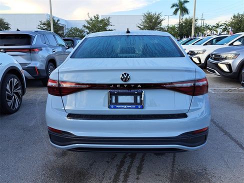 New 2025 Volkswagen Jetta Sport image 4