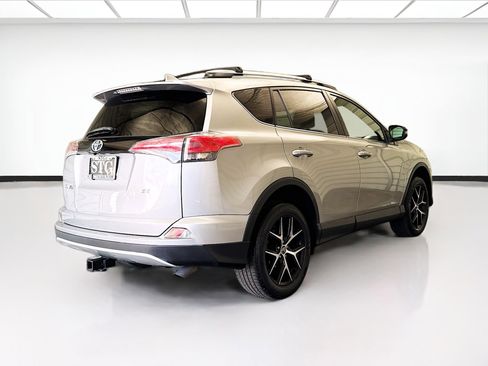 Used 2016 Toyota RAV4 SE FWD image 4