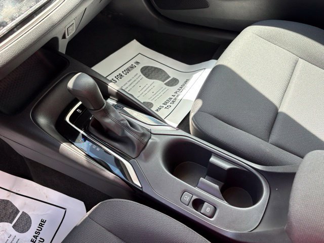 Used 2025 Toyota Corolla LE FWD image 19