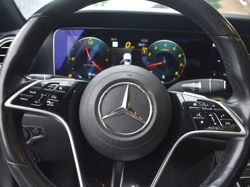Used 2023 Mercedes-Benz E 350 4MATIC Sedan w/ Premium Package image 13