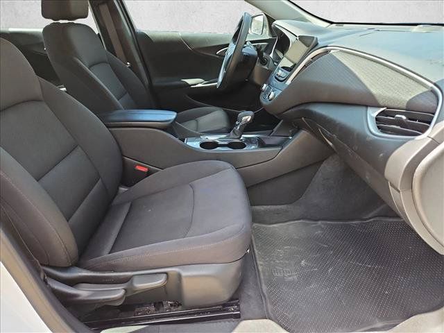 Used 2025 Chevrolet Malibu LT FWD image 20