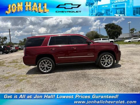 Used 2018 GMC Yukon Denali w/ Open Road Package AWD/4WD image 13
