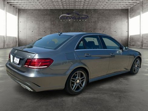 Used 2016 Mercedes-Benz E 350 4MATIC Sedan image 3