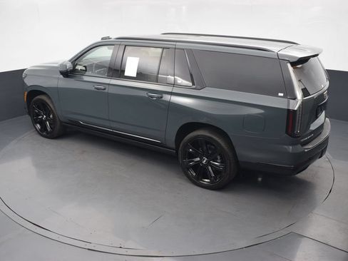 Certified 2026 Cadillac Escalade ESV Sport w/ Touring Package AWD/4WD image 46