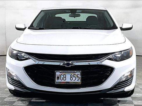 Used 2021 Chevrolet Malibu RS FWD image 2