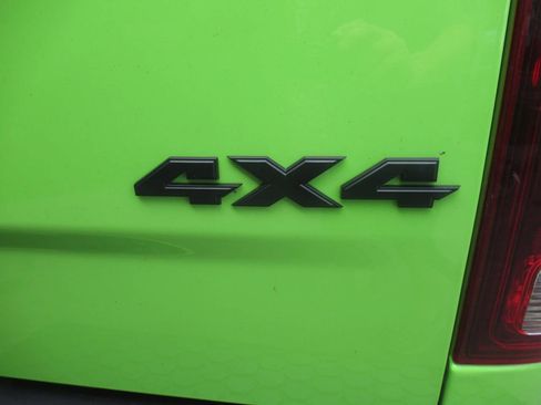 Used 2017 RAM 1500 Sport w/ Sublime Green Sport Package AWD/4WD image 15