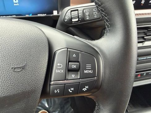 Certified 2025 Ford Bronco Sport Outer Banks w/ Outer Banks Tech Package+ AWD/4WD image 37