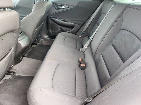 Used 2020 Chevrolet Malibu LS image 31