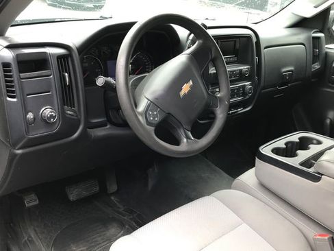 Used 2015 Chevrolet Silverado 1500 W/T RWD image 3