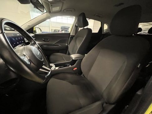 Used 2024 Hyundai Kona SEL image 21